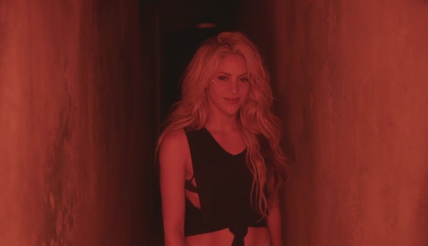 chantajesalsa_www_shakira-online_fr_00005.jpg