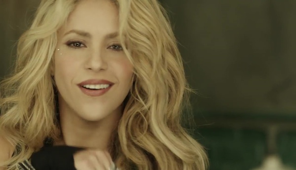 chantajesalsa_www_shakira-online_fr_00083.jpg