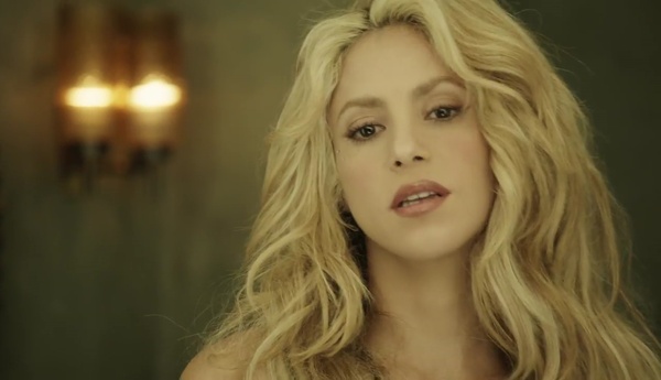 chantajesalsa_www_shakira-online_fr_00093.jpg