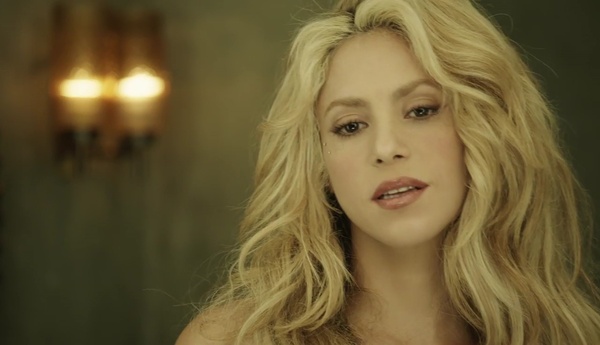 chantajesalsa_www_shakira-online_fr_00094.jpg