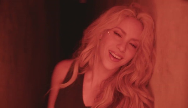 chantajesalsa_www_shakira-online_fr_00216.jpg