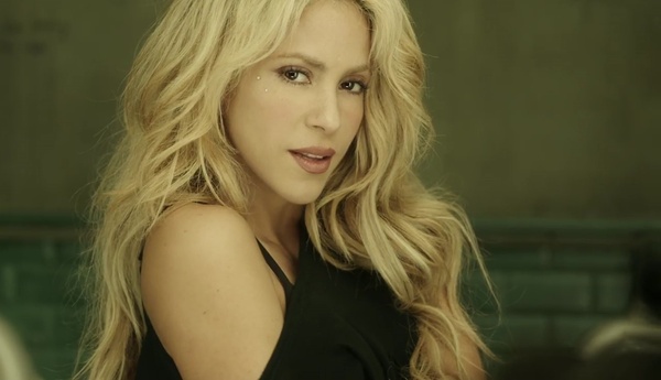 Chantaje_www_shakira-online_fr_00102.jpg