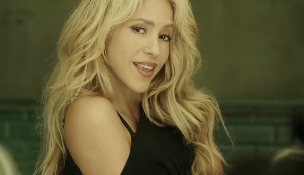 Chantaje_www_shakira-online_fr_00103.jpg