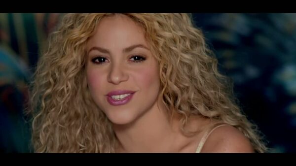 NMADO_www_shakira-online_fr_00012.jpg