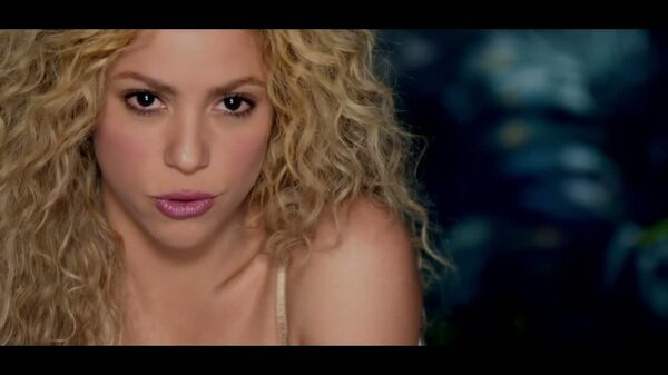 NMADO_www_shakira-online_fr_00066.jpg