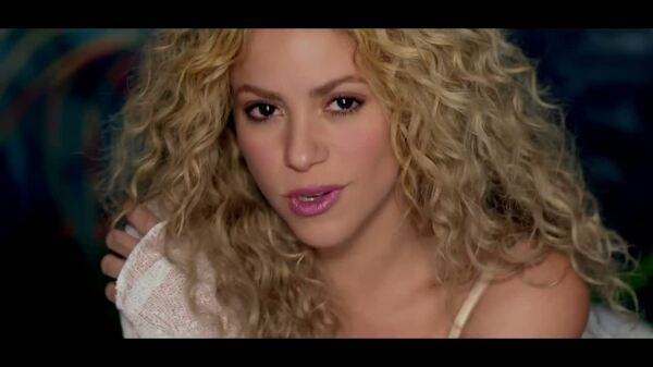 NMADO_www_shakira-online_fr_00074.jpg