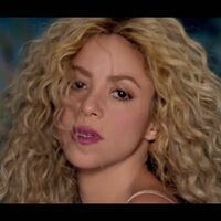 NMADO_www_shakira-online_fr_00023.jpg