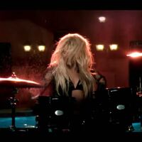 CRTFY_www_shakira-online_fr_00093.jpg