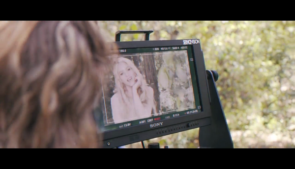 meenamoremakingof_www_shakira-online_fr_00027.png