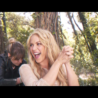 meenamoremakingof_www_shakira-online_fr_00014.png