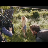 meenamoremakingof_www_shakira-online_fr_00029.png