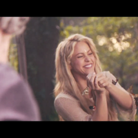 meenamoremakingof_www_shakira-online_fr_00050.png