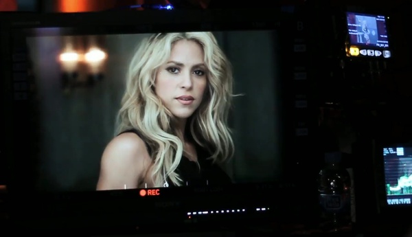 Chantaje_makingof_www_shakira-online_fr_00031.jpg