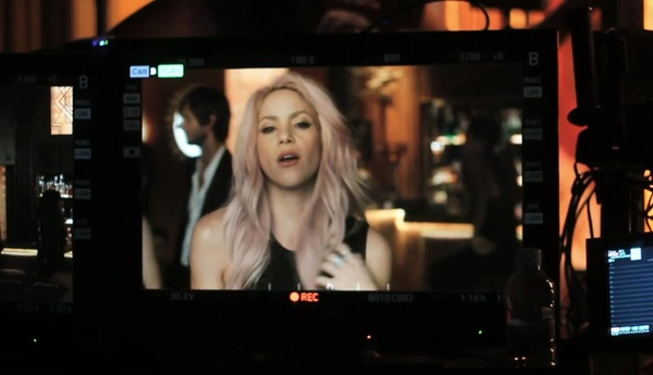 Chantaje_makingof_www_shakira-online_fr_00064.jpg