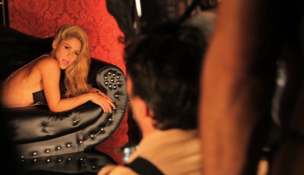 Chantaje_makingof_www_shakira-online_fr_00104.jpg