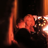 Chantaje_makingof_www_shakira-online_fr_00018.jpg