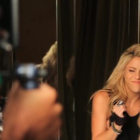 Chantaje_makingof_www_shakira-online_fr_00078.jpg