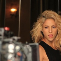 Chantaje_makingof_www_shakira-online_fr_00086.jpg