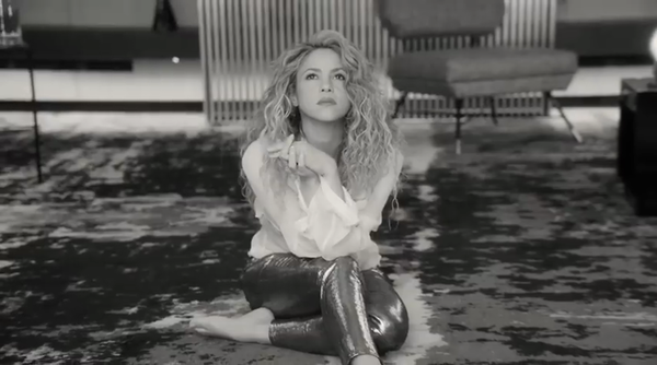 cap_www_shakira-online_fr_00068.png