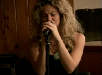 MTV_Diary_www_shakira-online_fr_00020.png