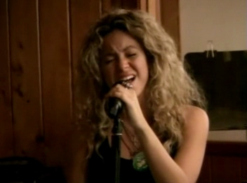 MTV_Diary_www_shakira-online_fr_00023.png