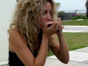 MTV_Diary_www_shakira-online_fr_00044.png