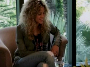 MTV_Diary_www_shakira-online_fr_00071.png