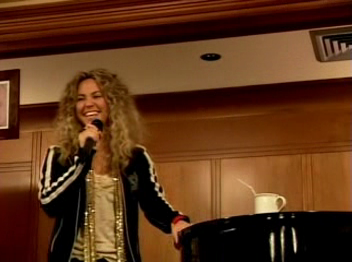 MTV_Diary_www_shakira-online_fr_00265.png