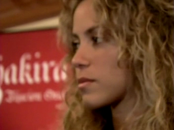 MTV_Diary_www_shakira-online_fr_00292.png