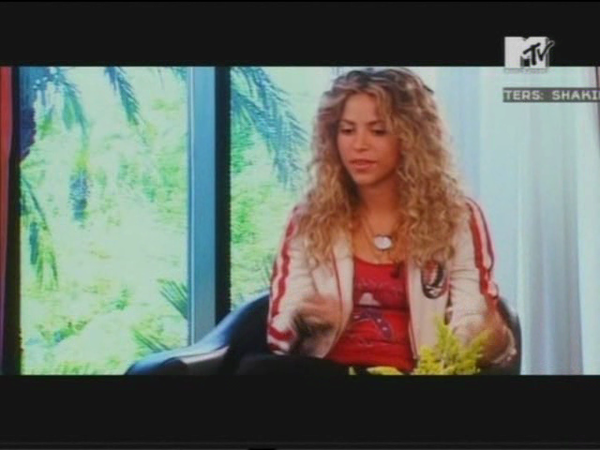 MTVMasters_www_shakira-online_fr_00238.png