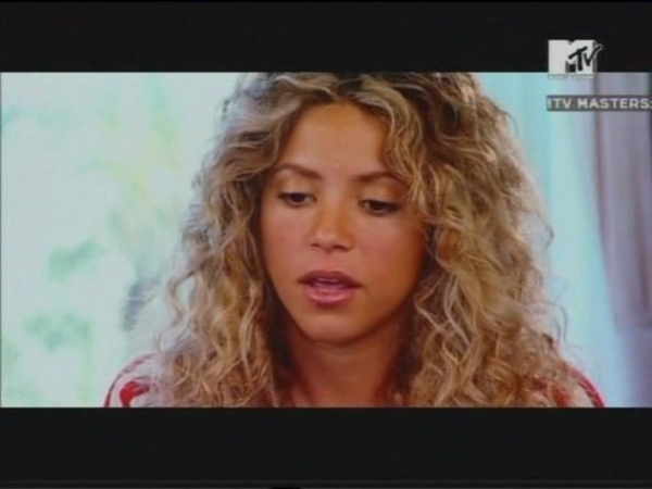 MTVMasters_www_shakira-online_fr_00327.png