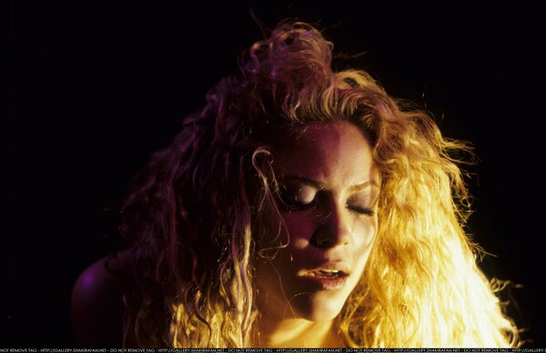 Shakira_FA233174.jpg