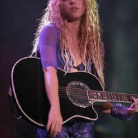 Shakira_FA733182.jpg