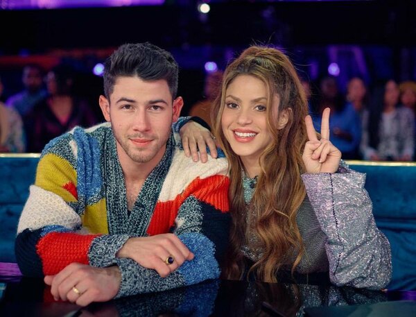 23 Mars - With my new partner in crime  @nickjonas  at Dancing With Myself.
