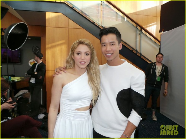 shakira-radio-disney-music-awards-2014-04.jpg