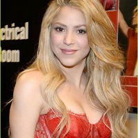 shakira-blake-shelton-medicine-acm-awards-2014-03.jpg