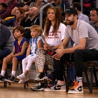 4645799-shakira-son-mari-gerard-pique-et-leurs-0x0-1.jpg