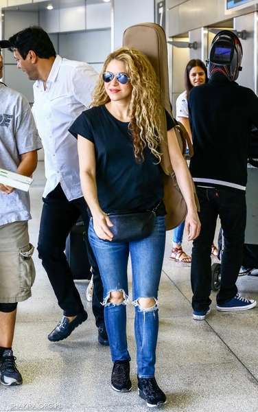 shakira_org_pl_miami011.jpg