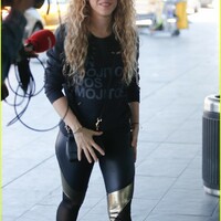 shakira-barcelona-june-2018-03.jpg