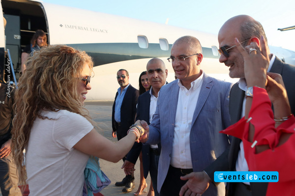 Shakira-arrived-at-Beirut27s-Rafik-Hariri-International-Airport-12_7_20185.jpg