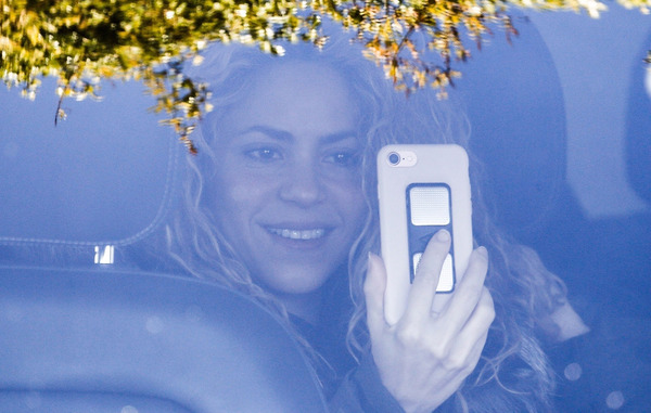 shakira-selfie-2.jpg