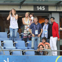 Photos-Euro-2016-Shakira-maman-exemplaire-quand-Gerard-se-fait-Pique-la-victoire_portrait_w674_281329.jpg