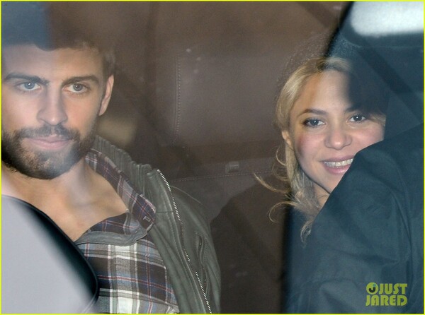 shakira-gerard-pique-leave-hospital-with-baby-milan-03.jpg