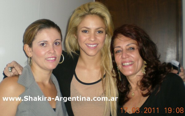 www_shakira-argentina_com_ar.jpg