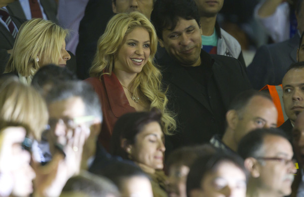 04316_Shakira_supportingGerardPiqueafterhisteamlostagainstRealMadridintheCopaDelReyfinalinValenciaApril202011_By_oTTo12_122_350lo.jpg