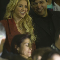 04340_Shakira_supportingGerardPiqueafterhisteamlostagainstRealMadridintheCopaDelReyfinalinValenciaApril202011_By_oTTo13_122_404lo.jpg