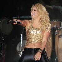 110724shakira8.jpg