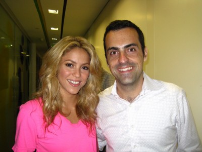 normal_shakira_large.jpg