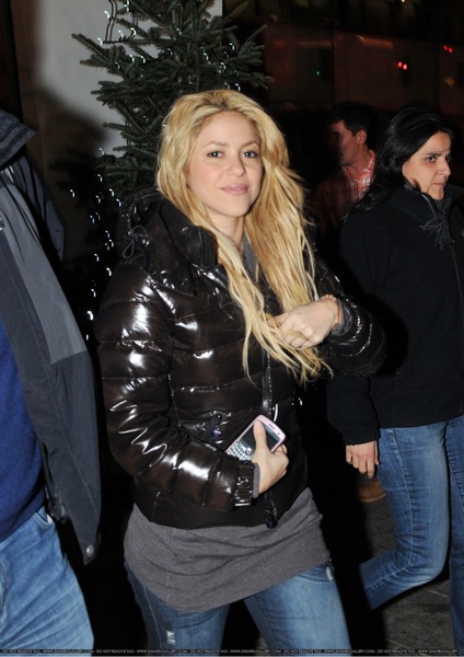 big_shakira_glasgow_9597.jpg