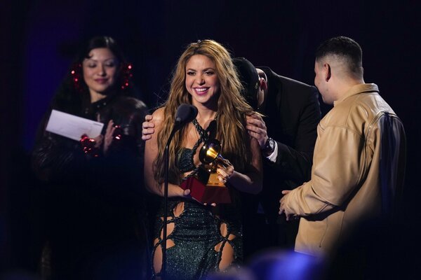 Spain_Latin_Grammy_Awards_-_Show_96233-1880x1254.jpg